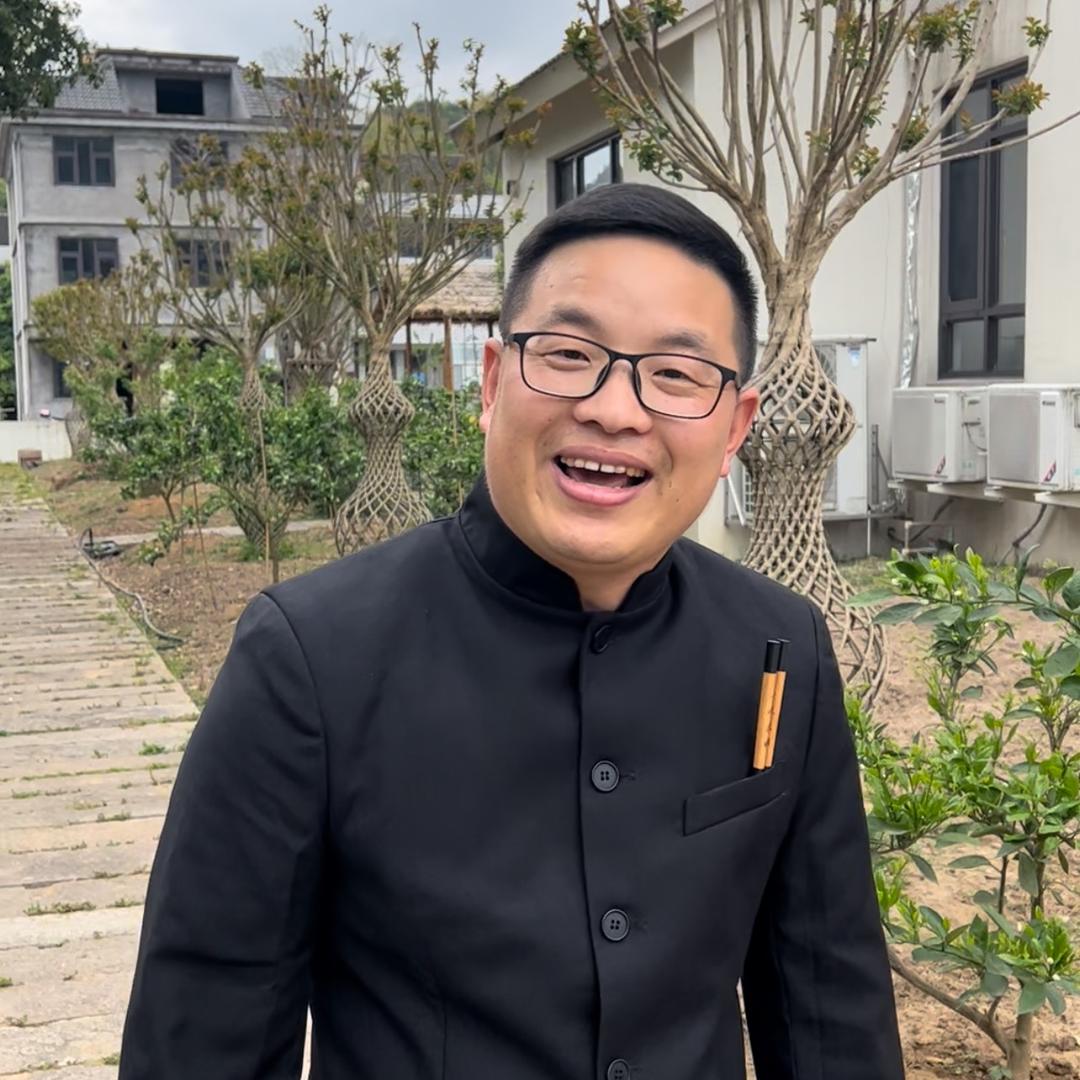 小周同学🧑‍🎓