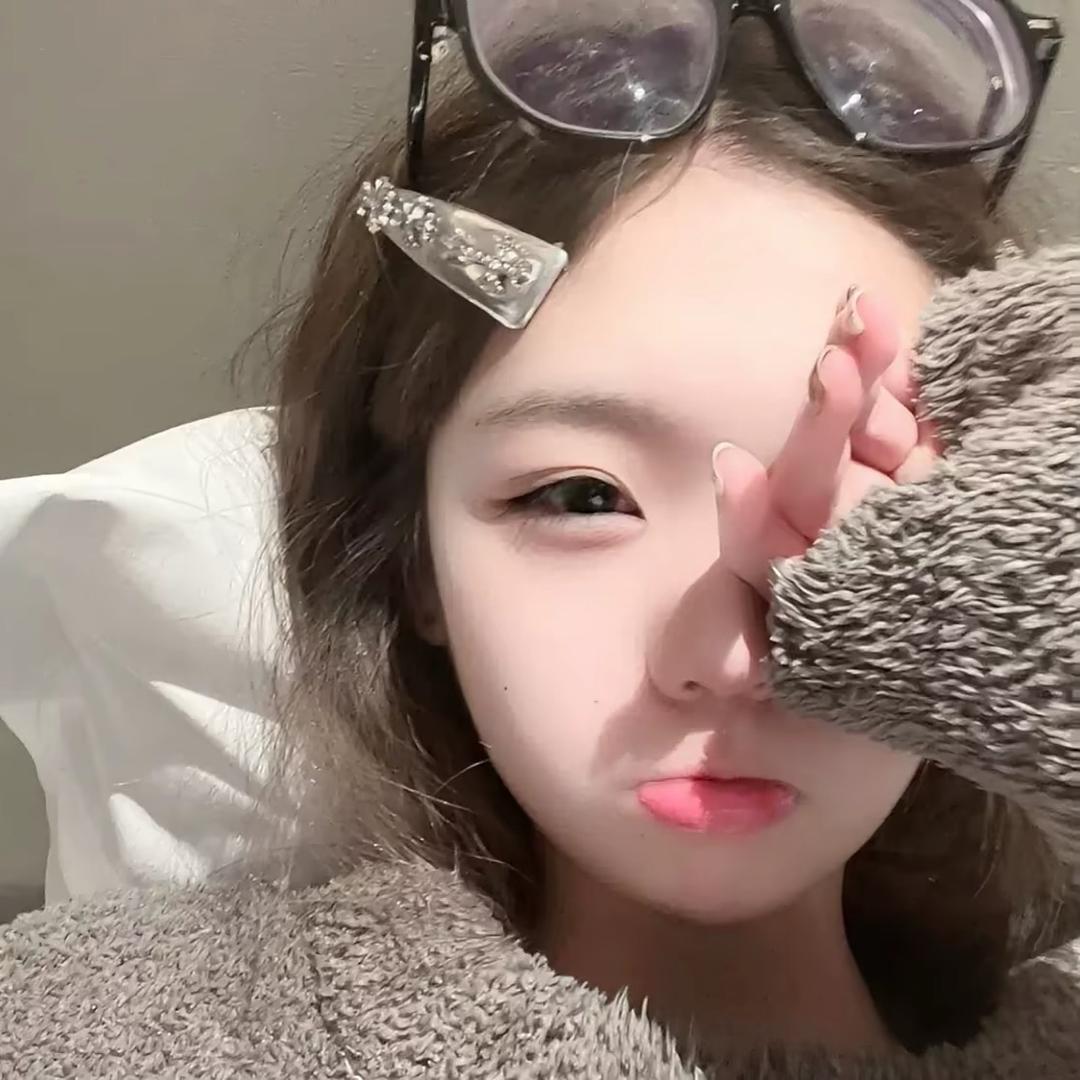 掰颗虎牙送给你