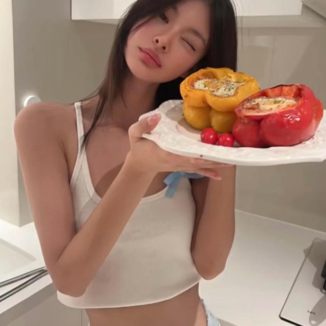 PLAY HOUSE营销妮妮