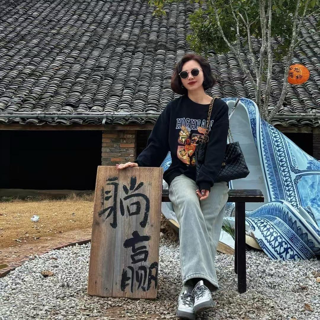 凌菲、