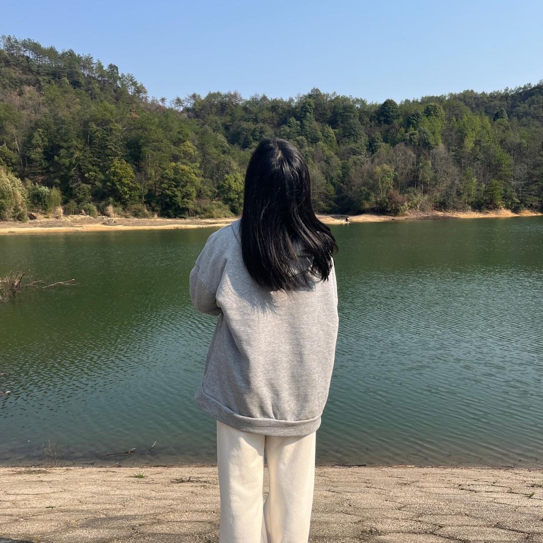 霜霜不吃辣