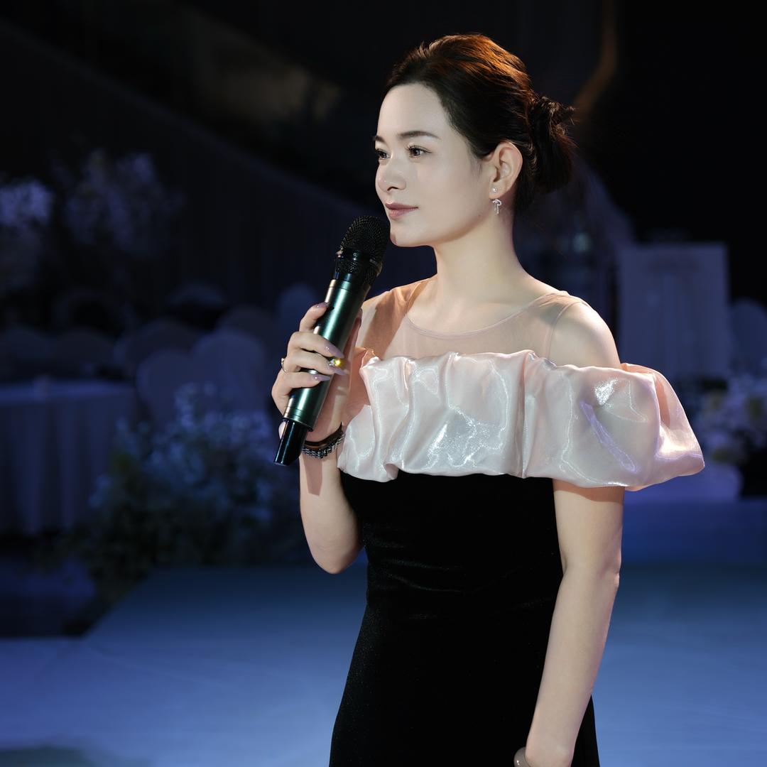 小雨🎙️婚礼主持「同声相应」