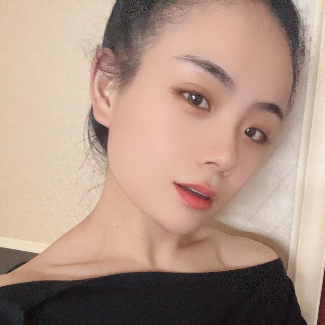 卖菜的90后“小阿姨”