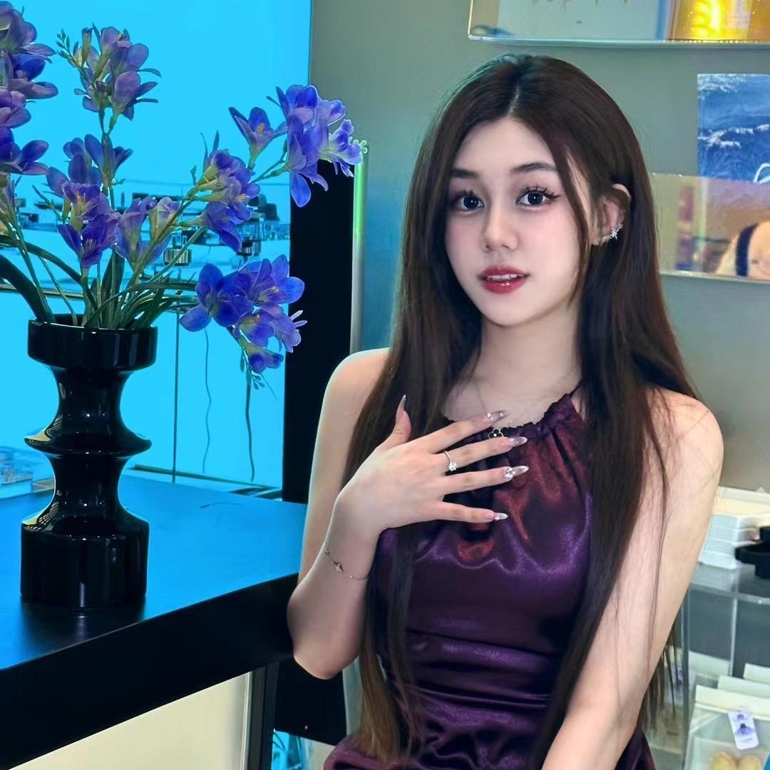 莉莉丝