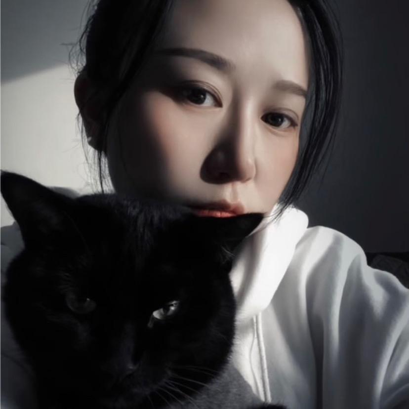 一朵蘑菇“伞”🍄