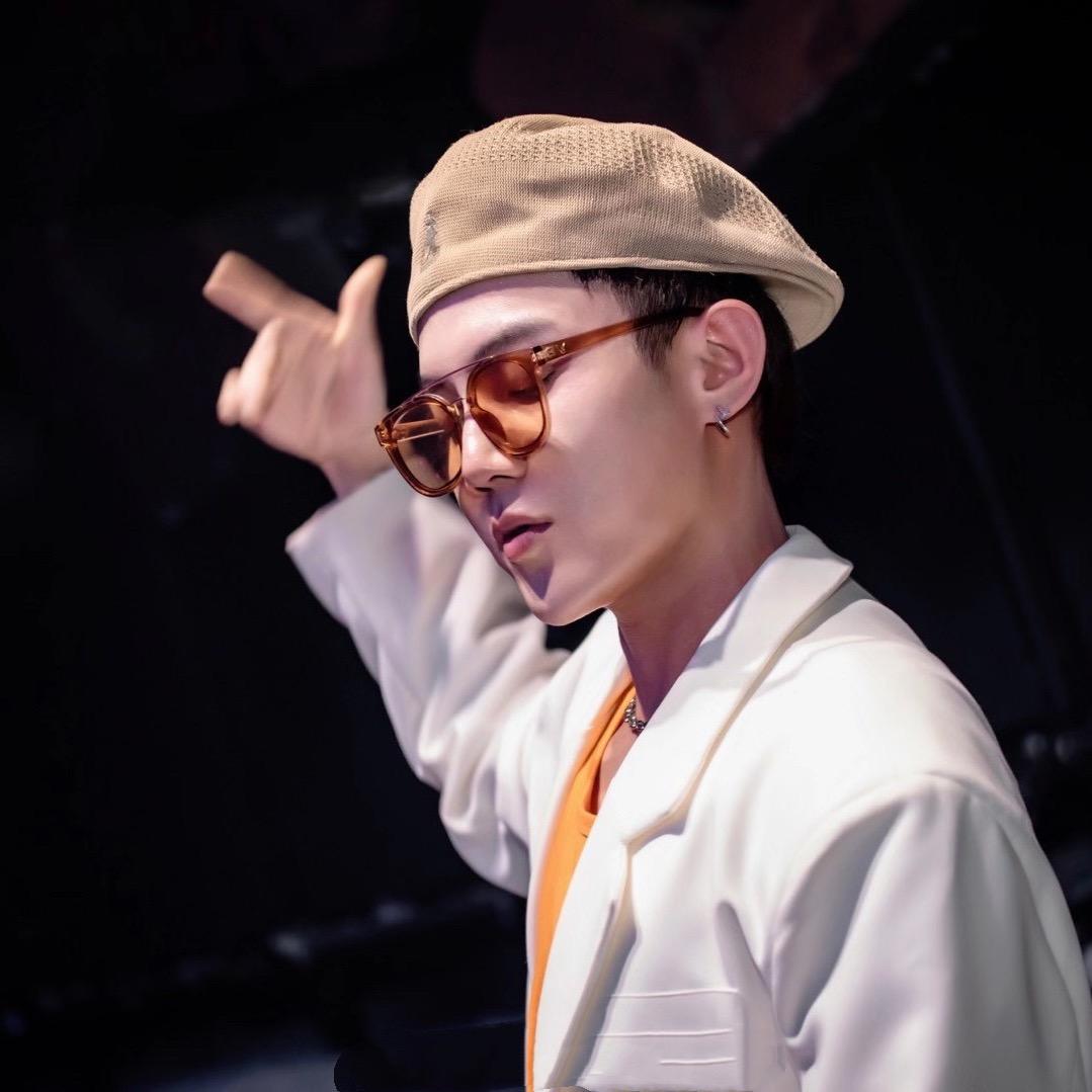 DJ_Reverse