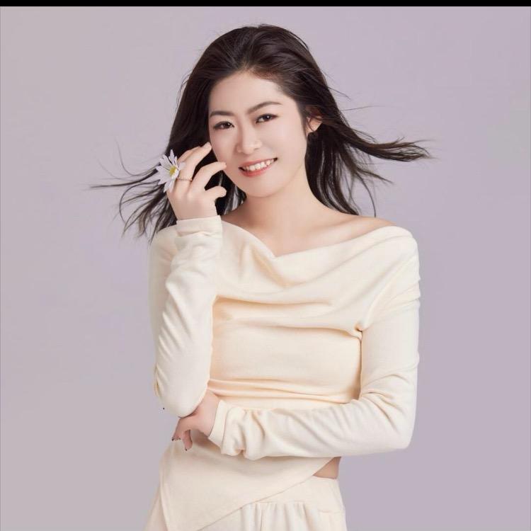 佳佳（好粗鲁）22号公司三周年庆典小助手