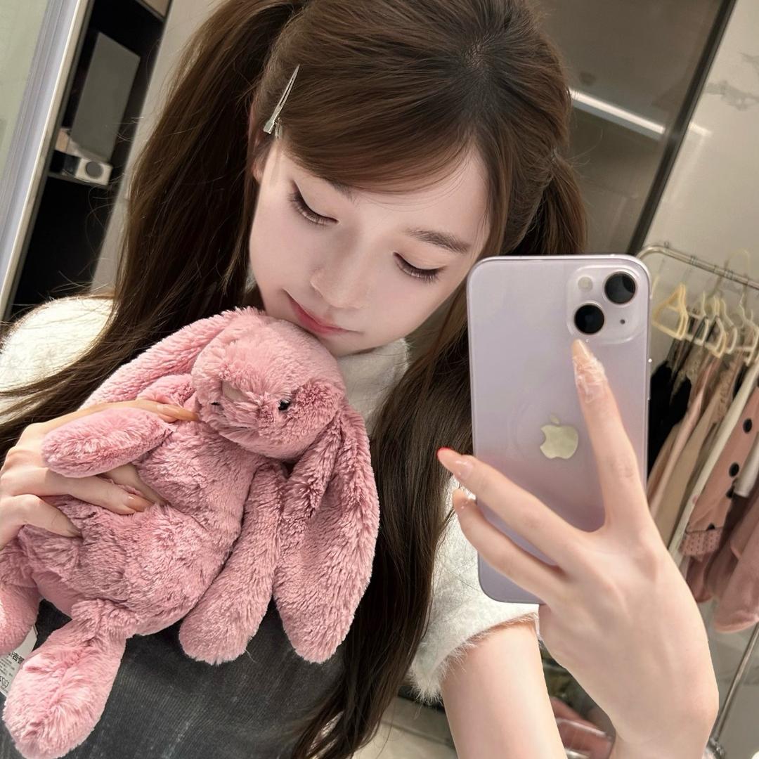 ՞⸝⸝'ᜊ'⸝⸝՞