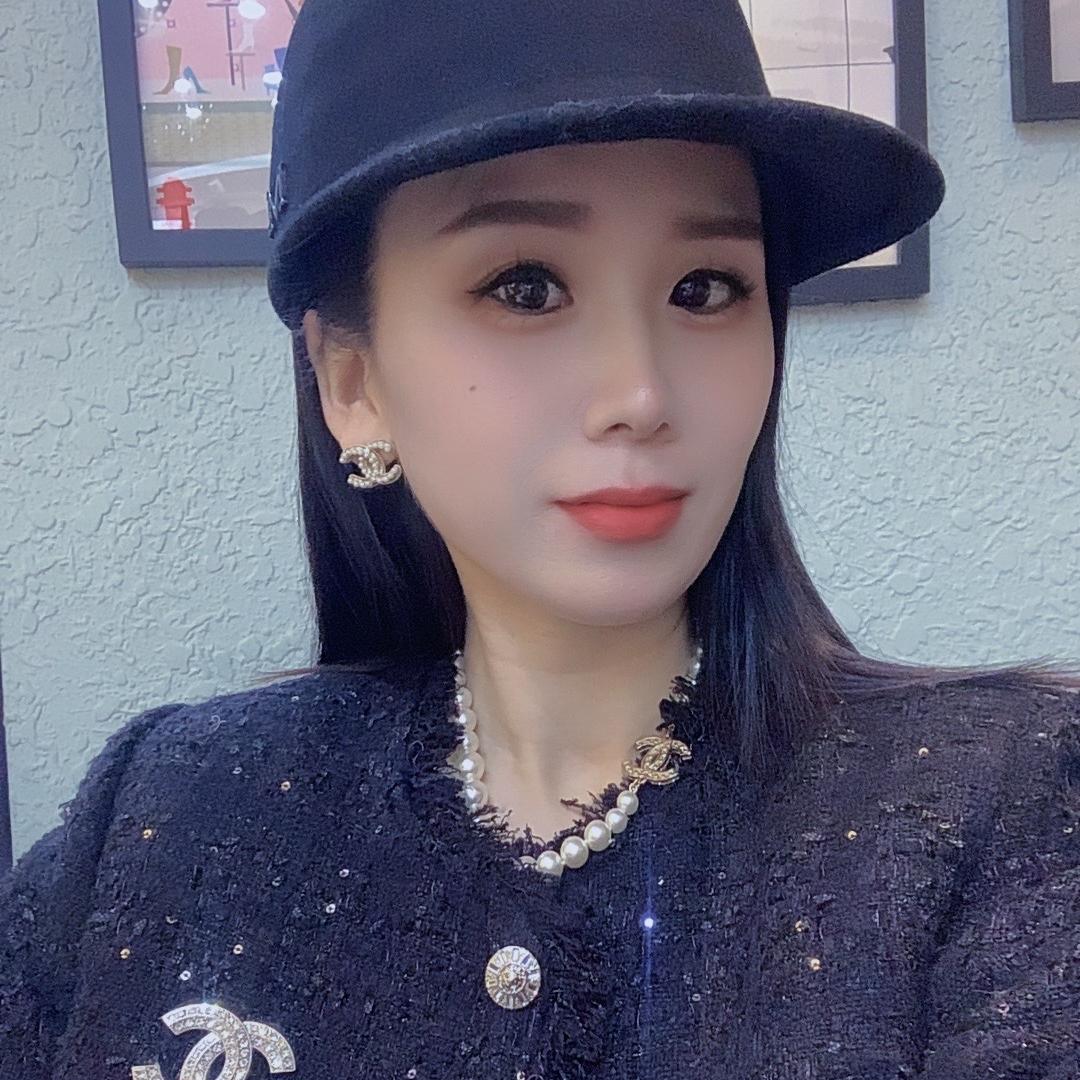龙港市香奈er女装