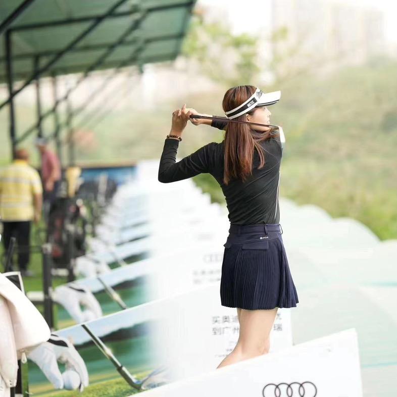 不务正业的老板娘