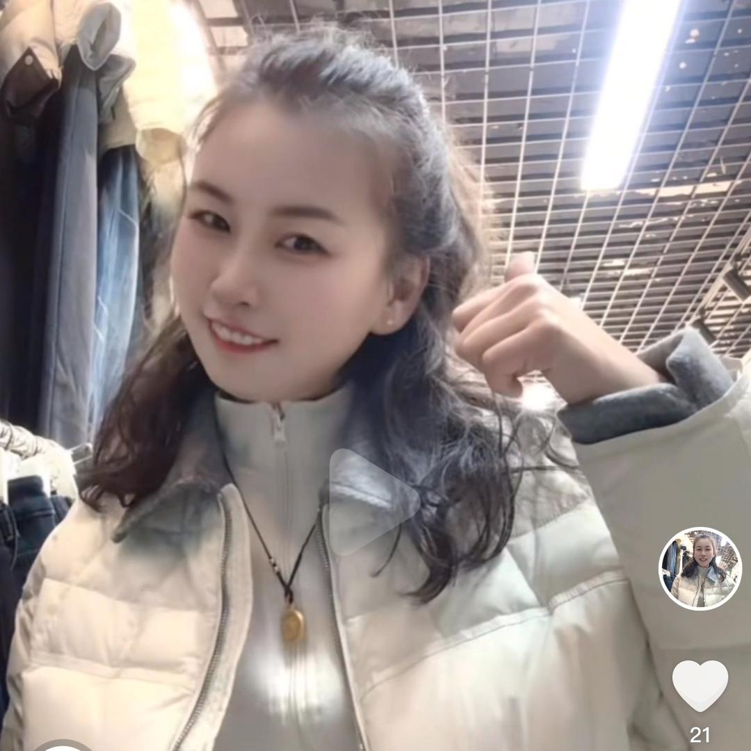 @家英女装集合店