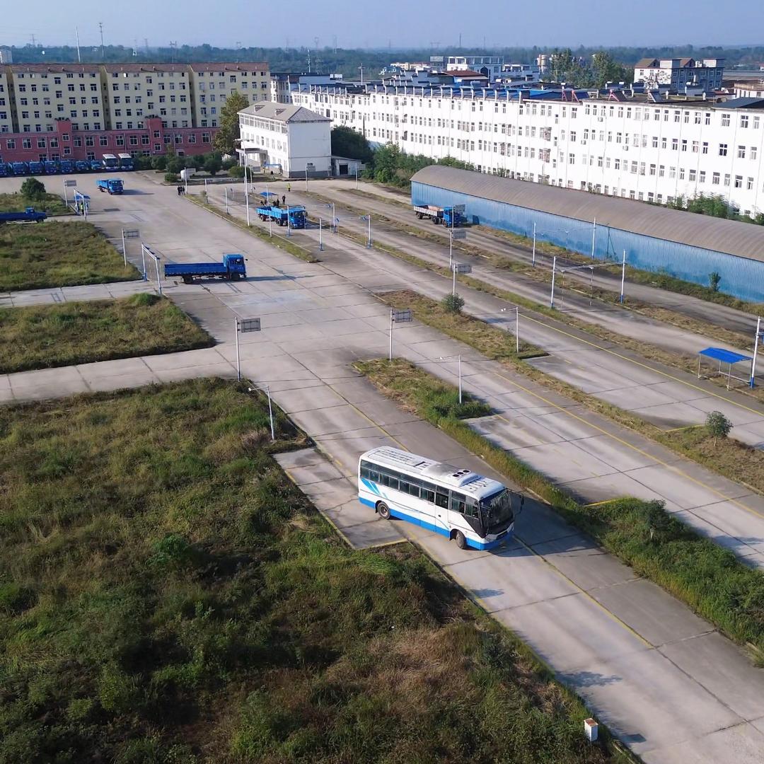 远启鑫达闰校长（ab驾照/考场直招）