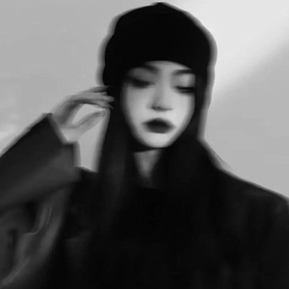 🖤陈 三岁