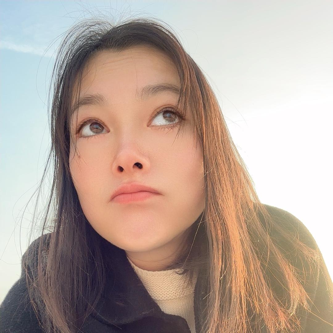 静静💃