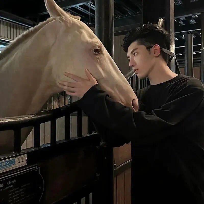 超级玩家潇洒琪