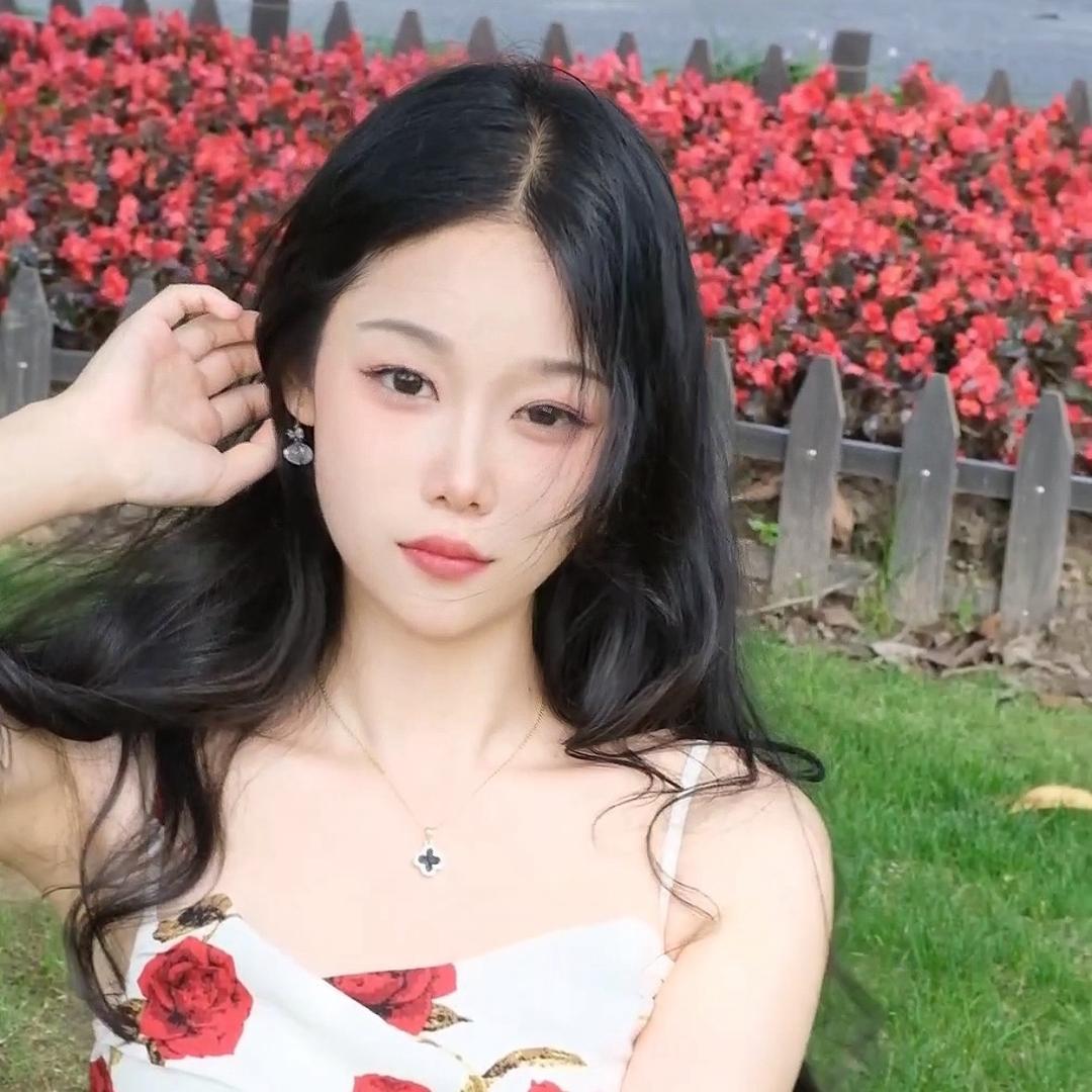 小张大口吃