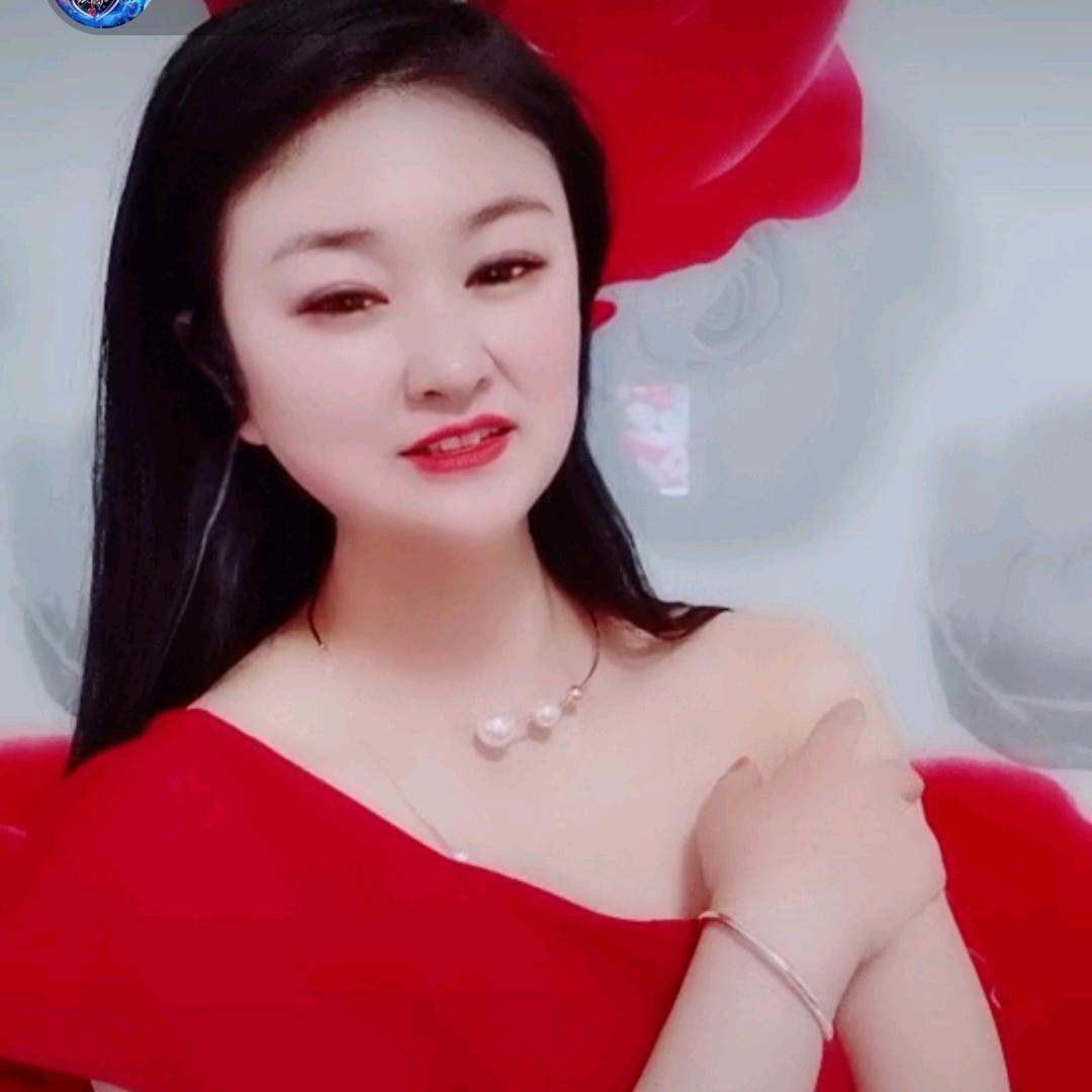 云朵儿🎤爱唱歌