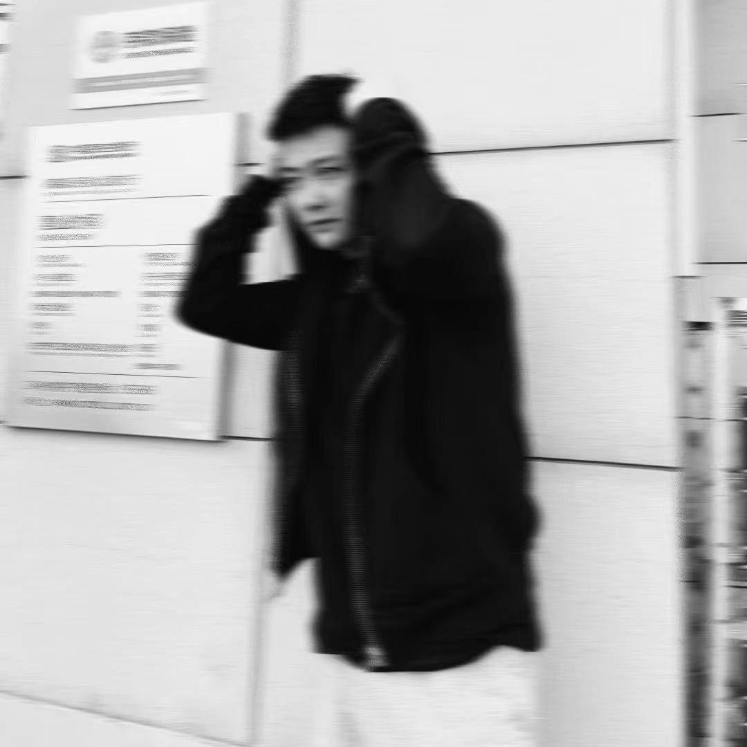 97_   🚶🏻‍♂️