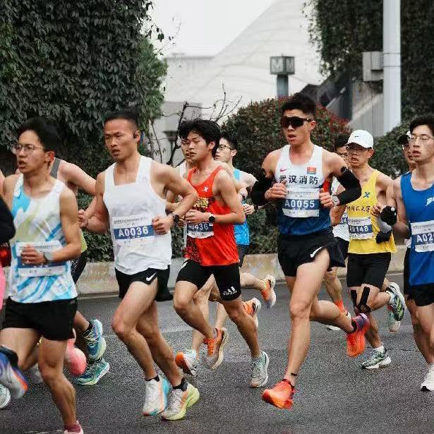 华其胜慢跑中（不达一级不改名）