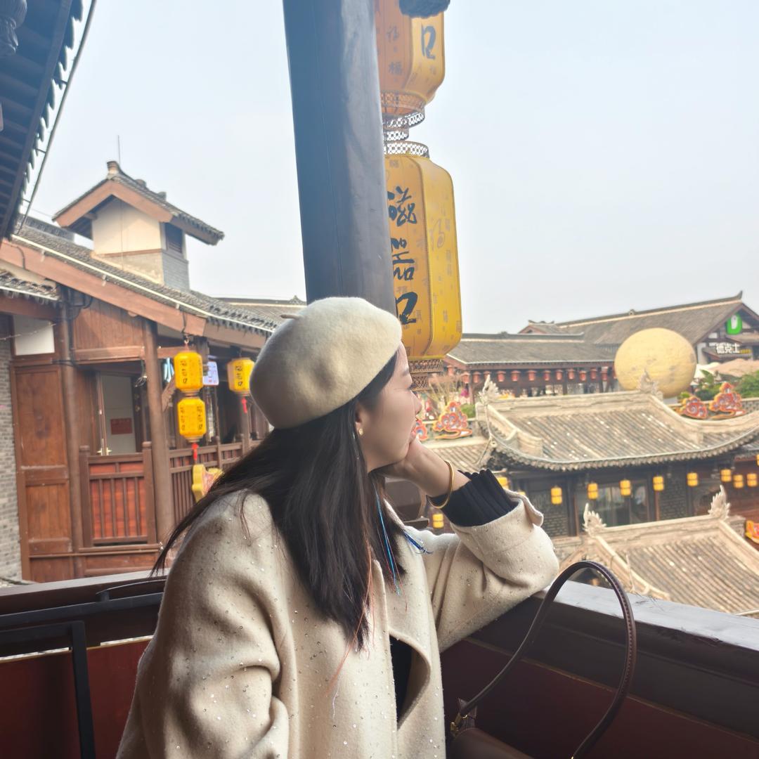 卖奶粉的Little Lady 🍼