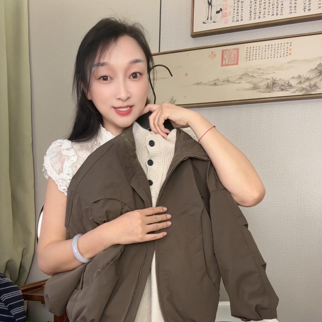 洛比潮童搭配店