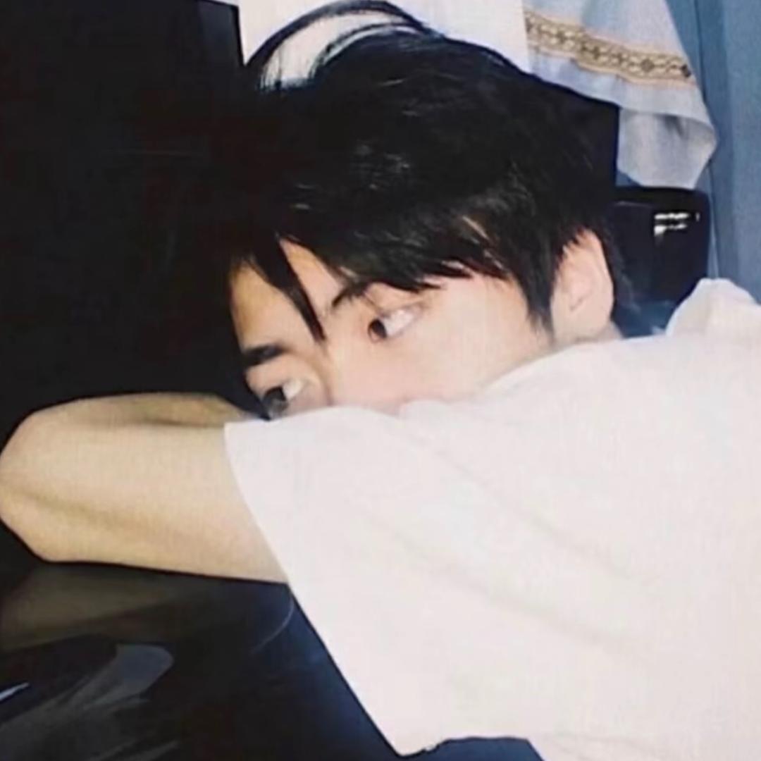 ㅤ  ㅤㅤ  ㅤ