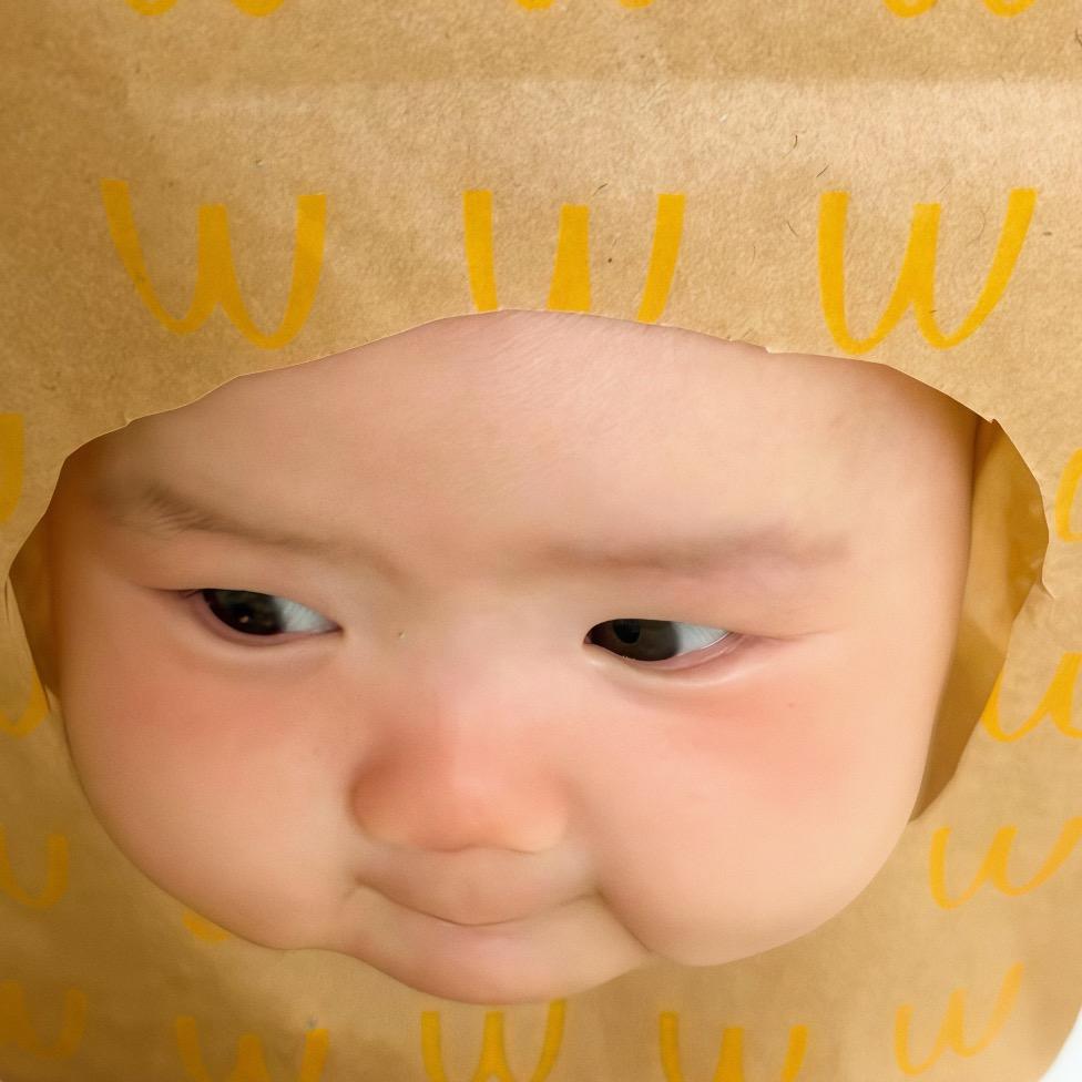 许愿哭成双眼皮