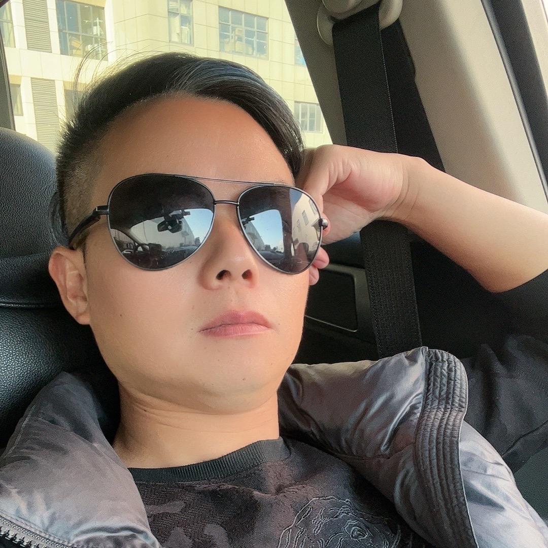 ꧁༺孤༒狼༻꧂