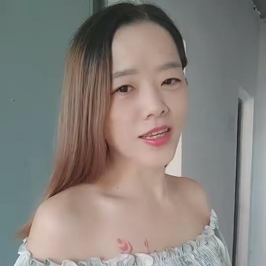 严珍珍