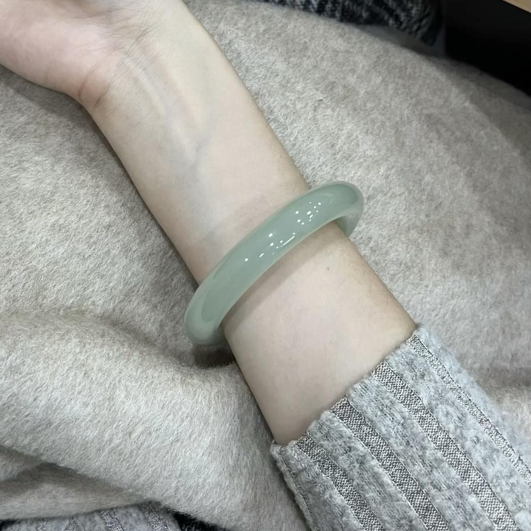 云珠玉手镯珠宝