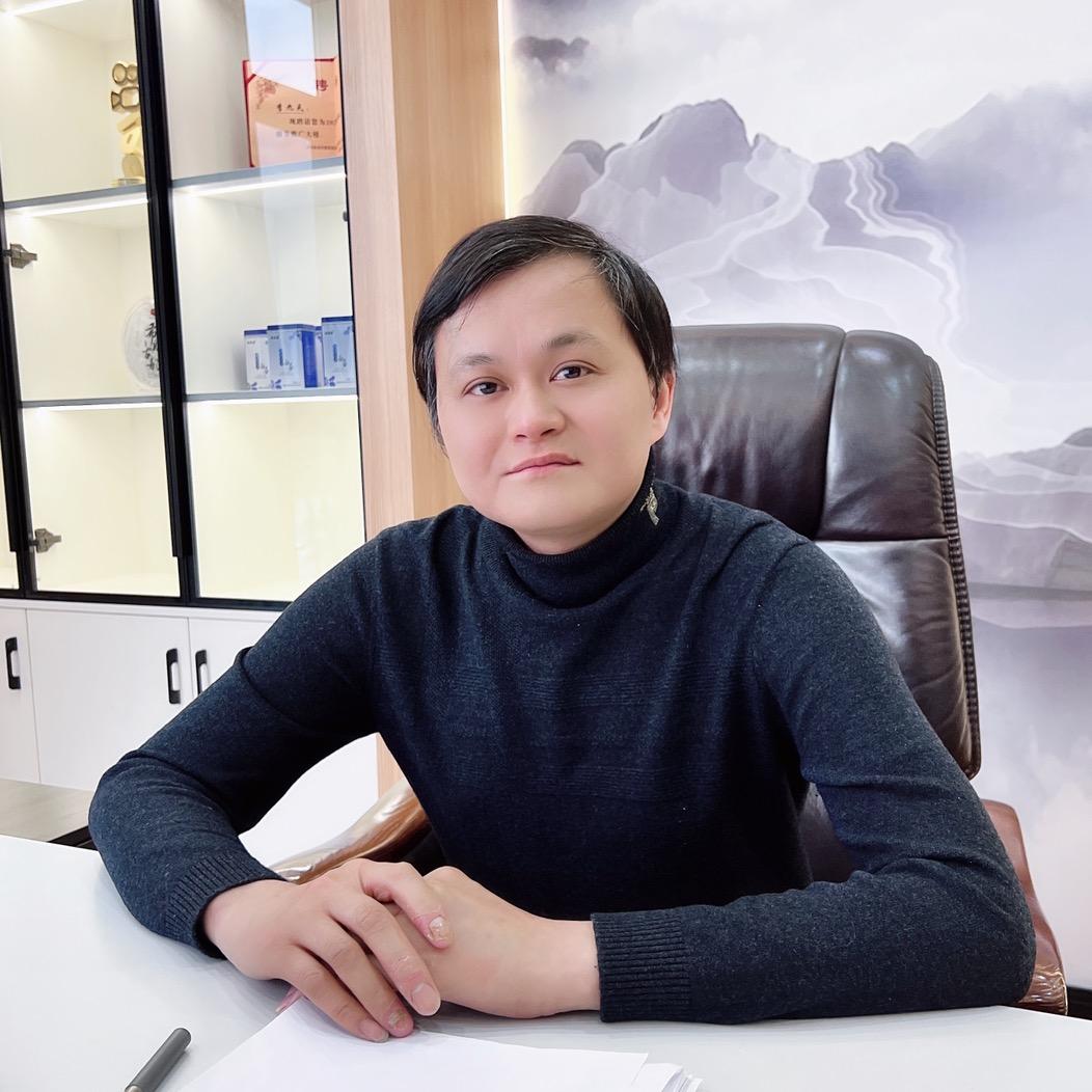 （排骨）李华