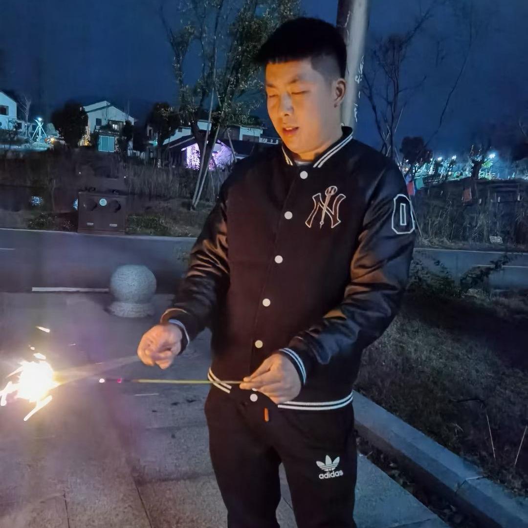 小陈同学W