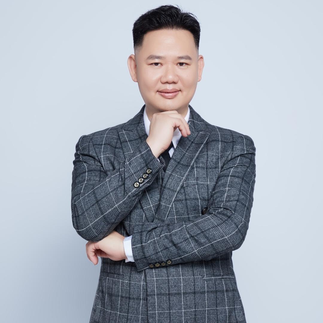 在南宁卖内衣的贤哥-实体批发