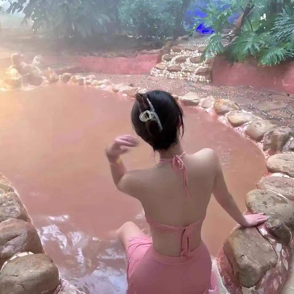 炙焱：墨言