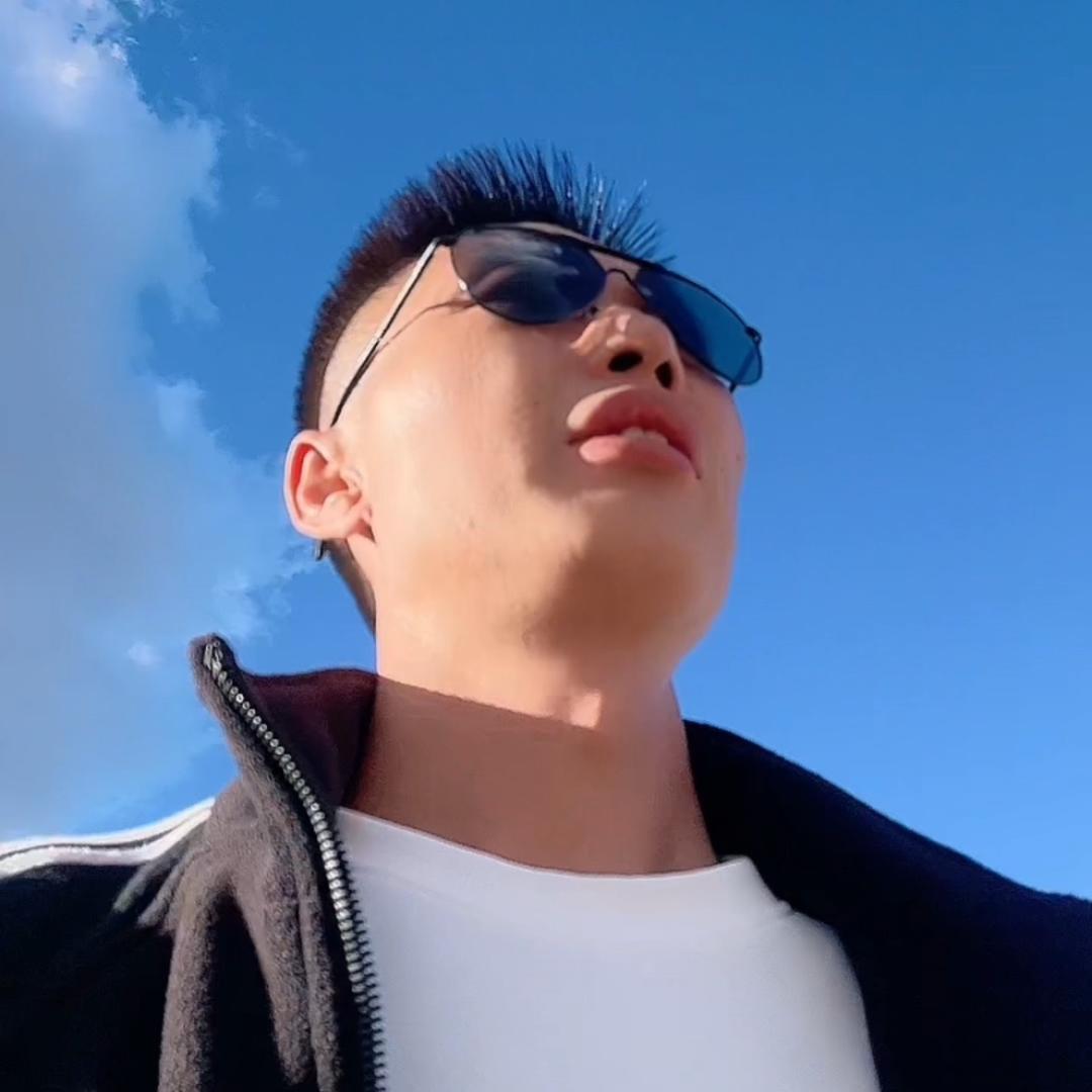 我是李哥（李先生）