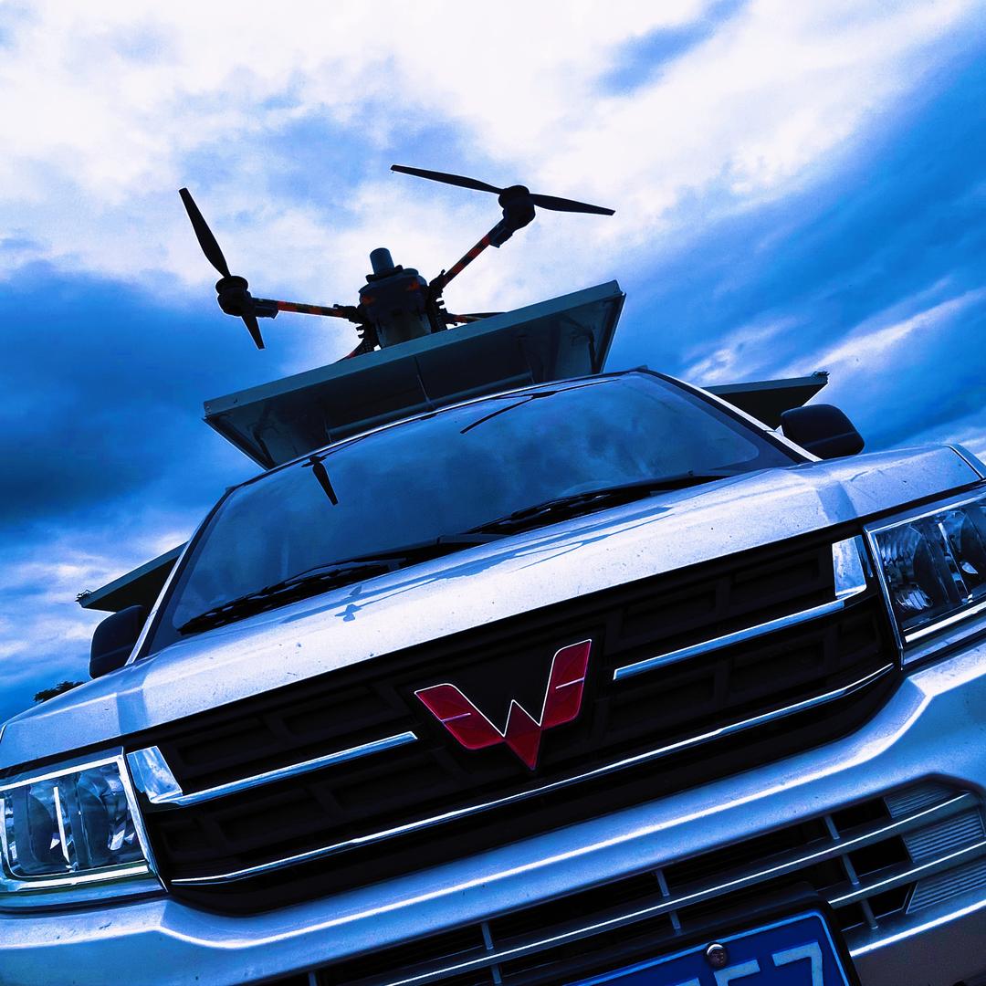 小何飞防-十一年老飞手（还差八年）