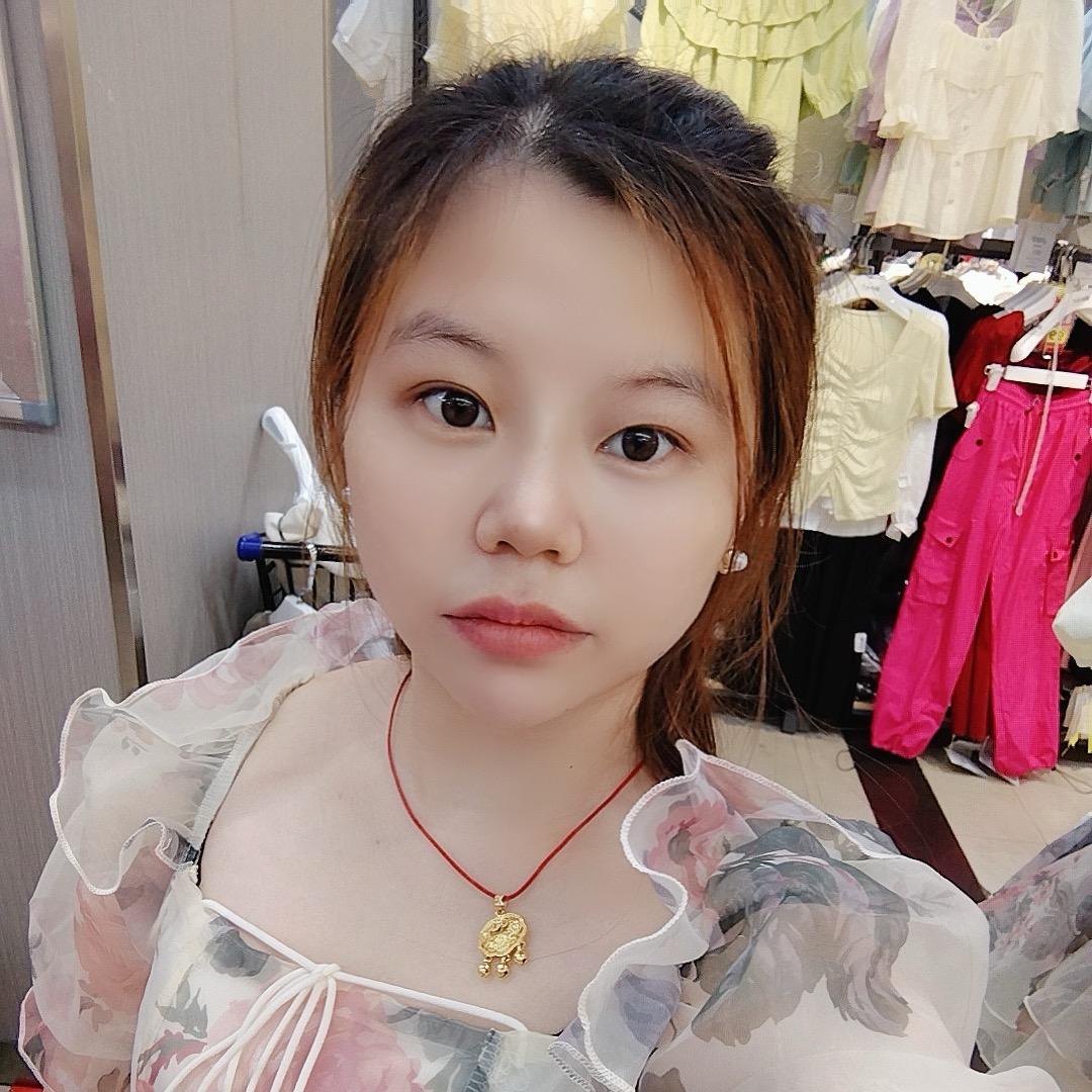 愛笑的女孩