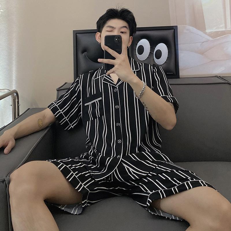 莱曼宜服饰睡衣店