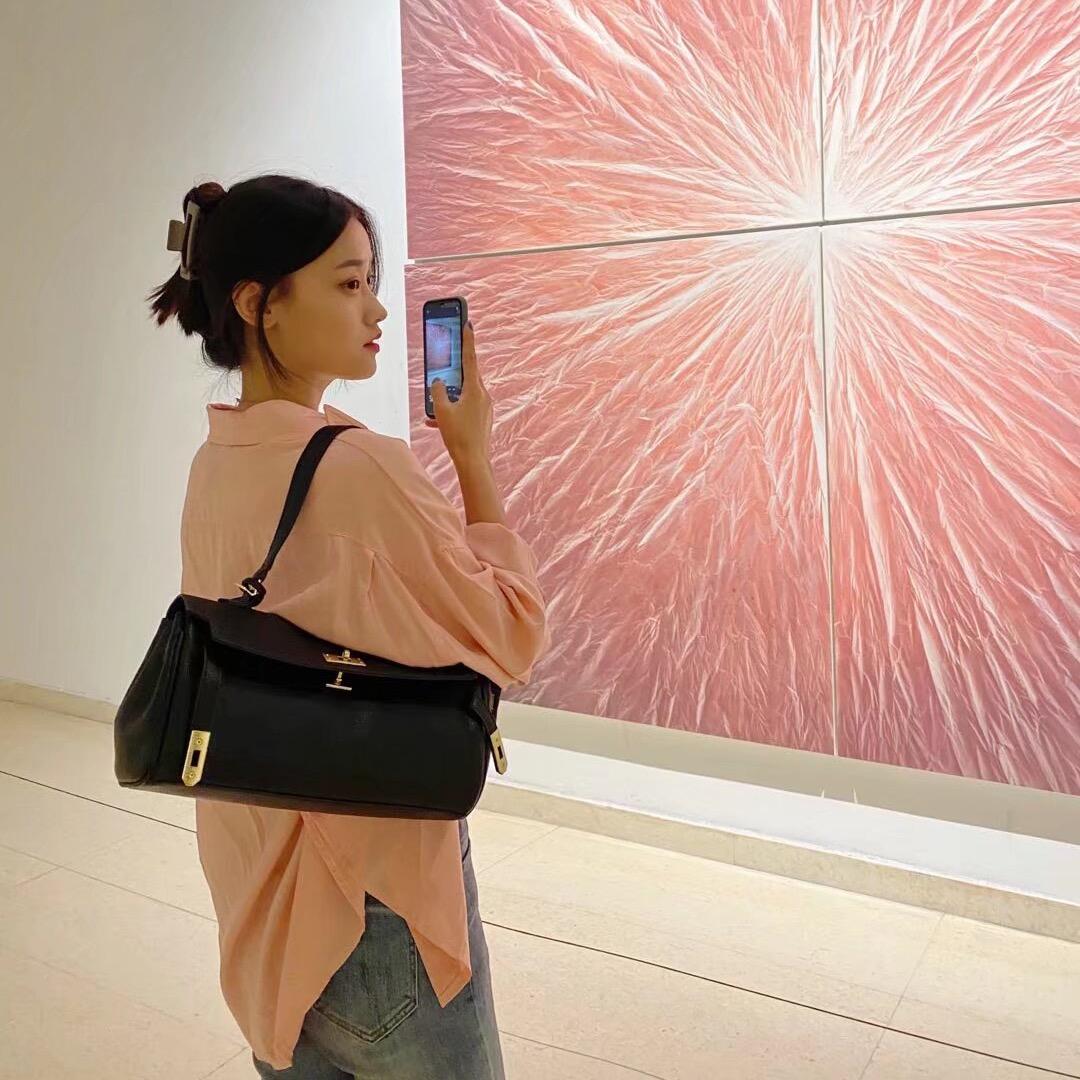 娜娜不脸红（170.120斤）