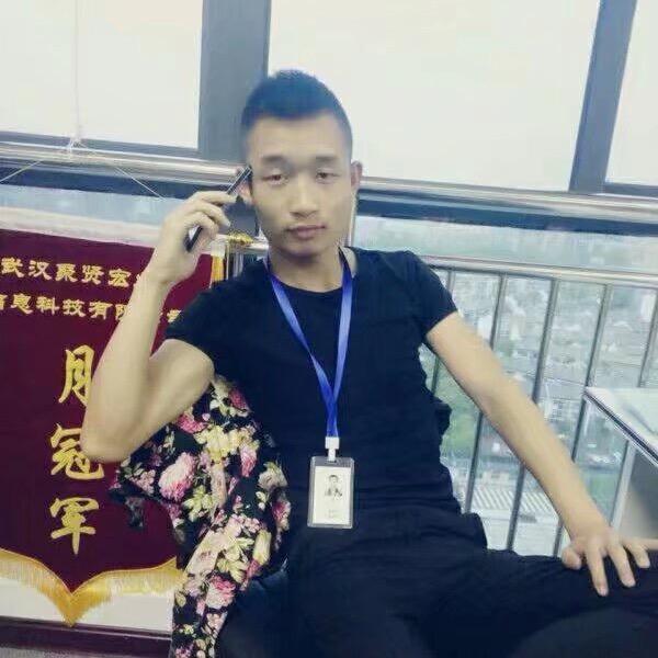 立臻寸头哥👨