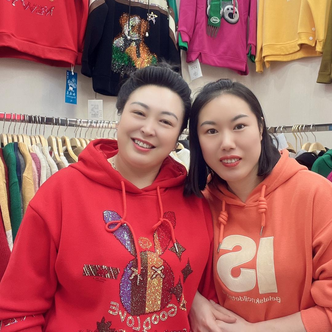 重庆名角服装批发
