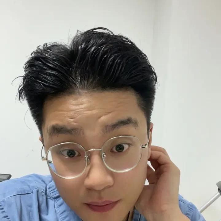 小小李