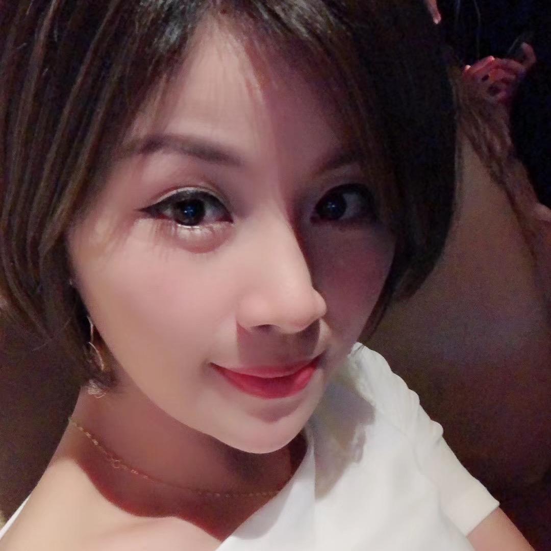 我是静静👠