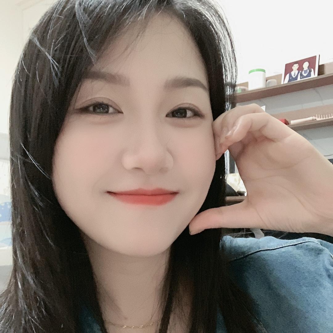 草莓尖尖。🍓