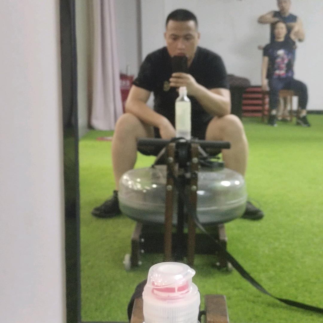 聪先生