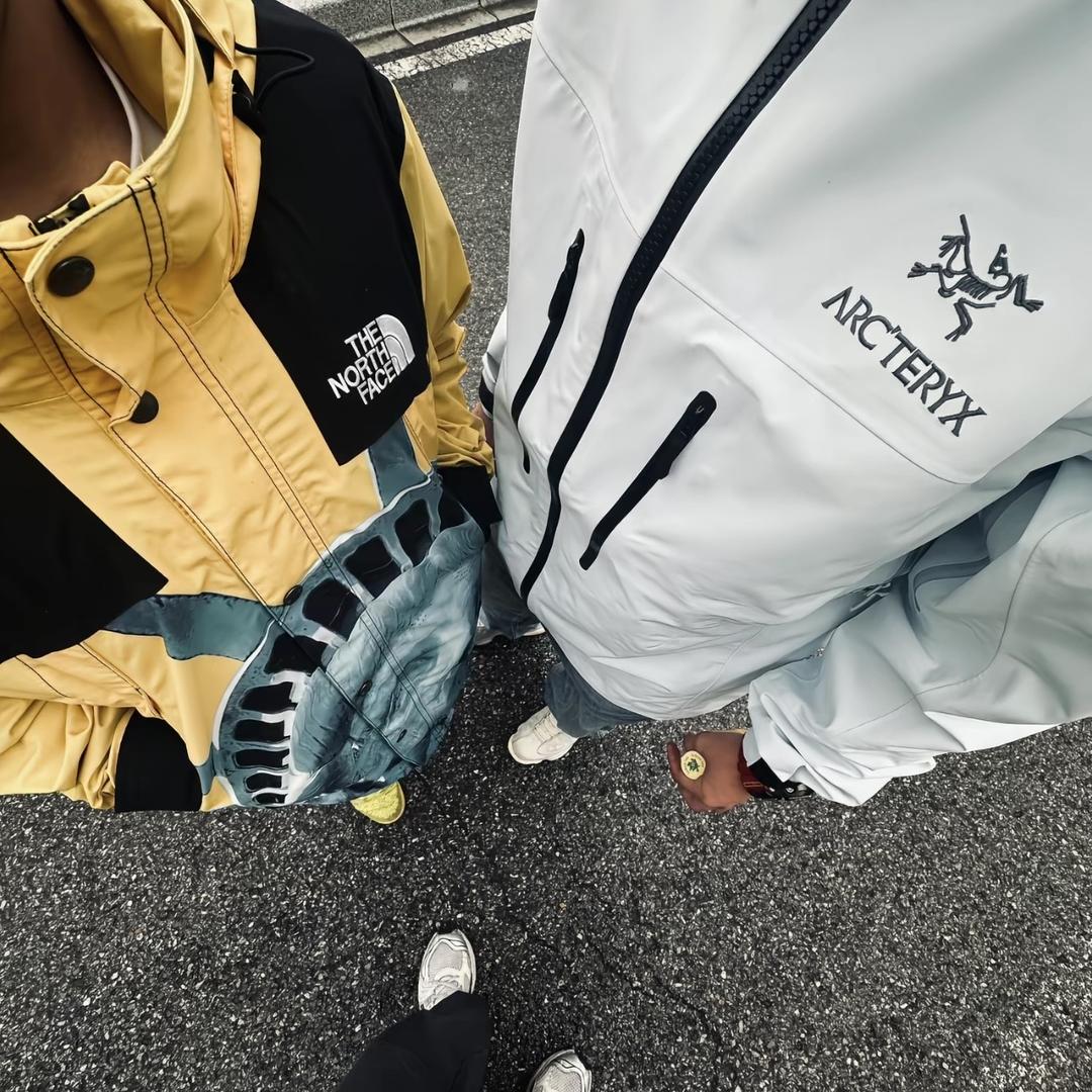 JORCIVON研绪局百女装专卖店