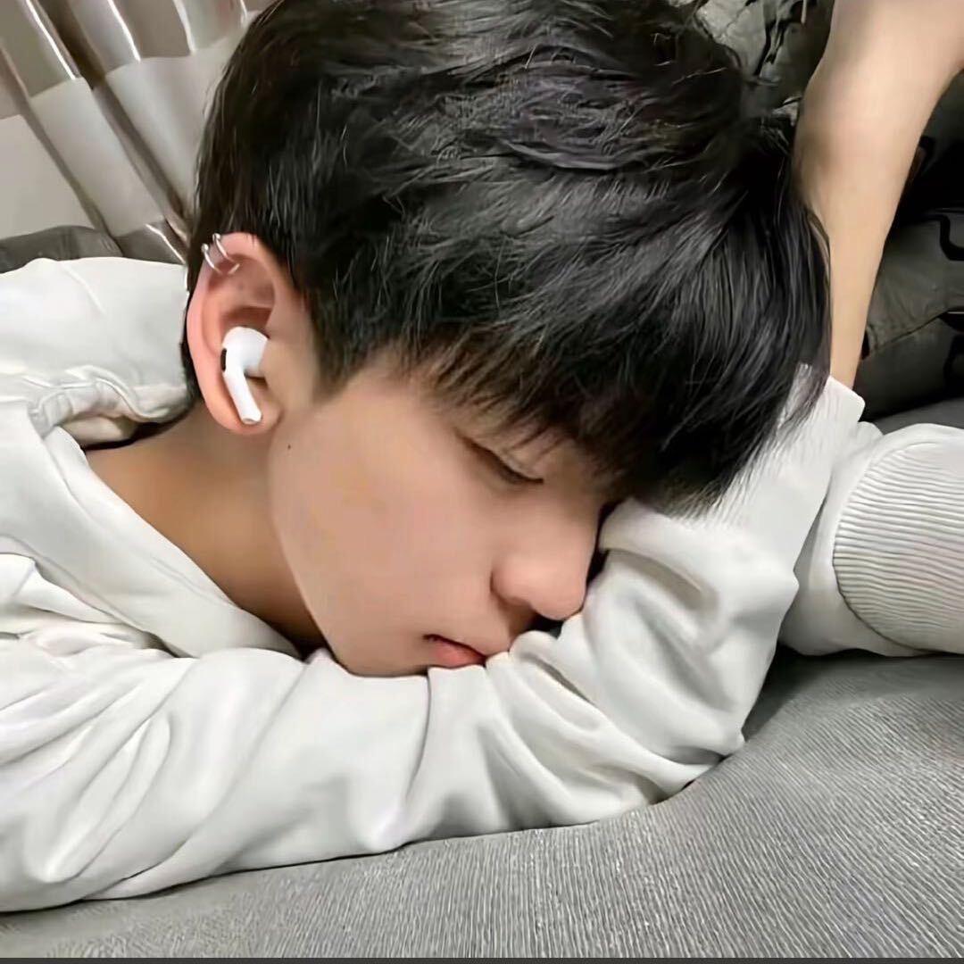 A.洋💫✨