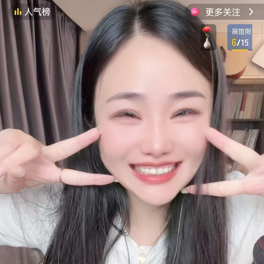 燕子飞飞🚥