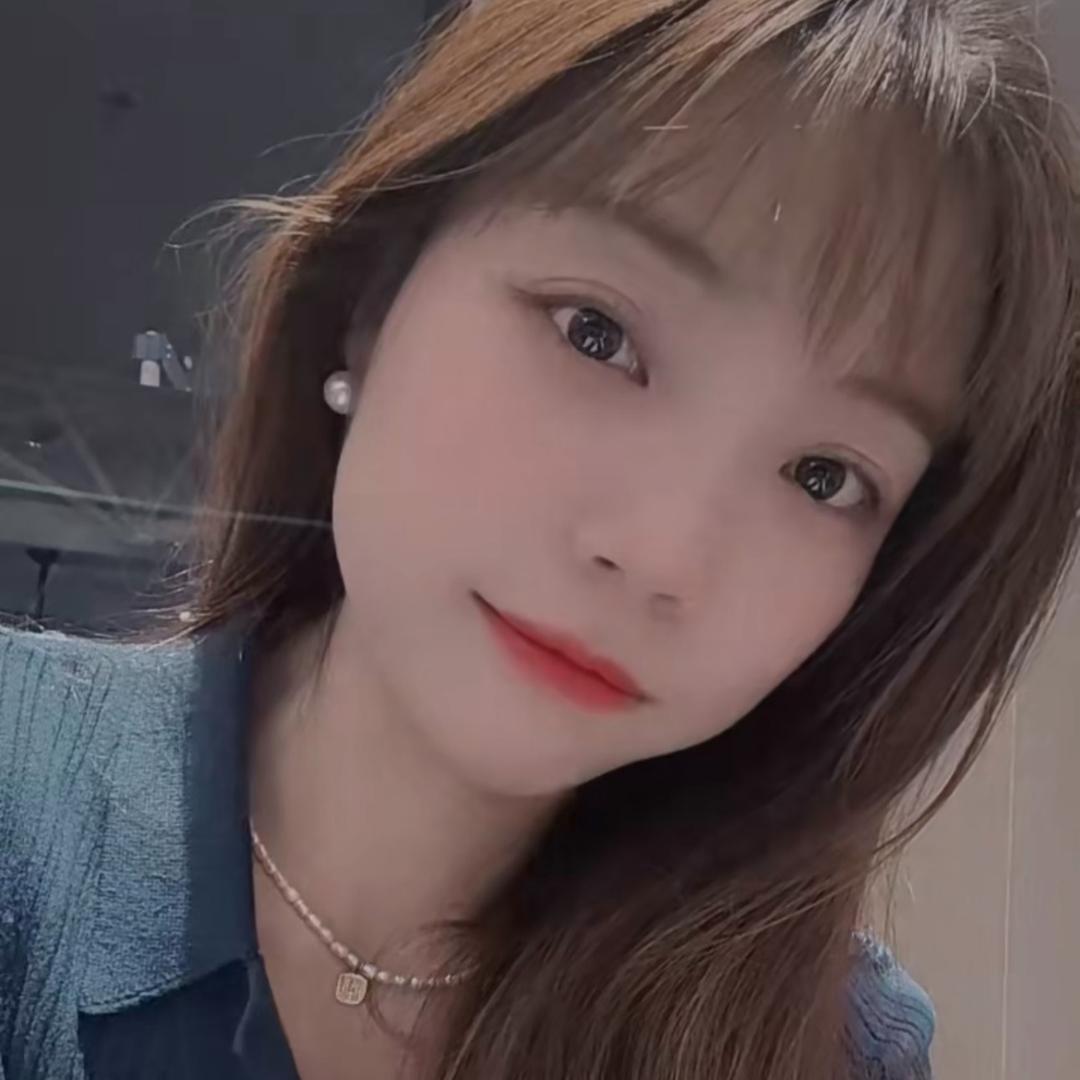 佳佳🎀
