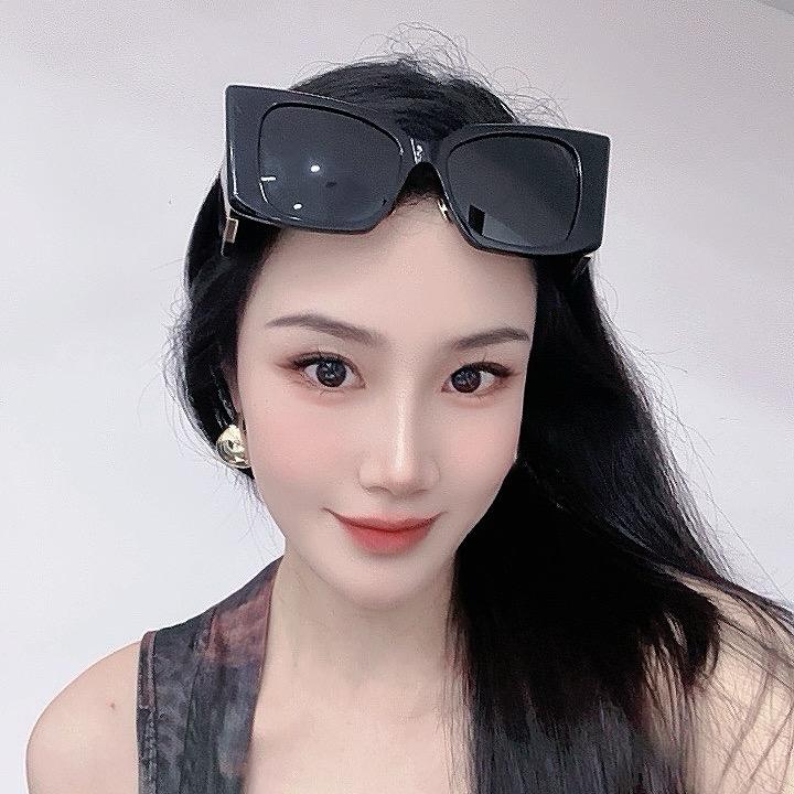 GUANWEI服饰